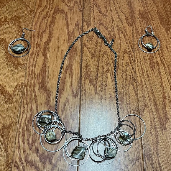 Hoop Necklace and Earring Set - Picture 1 of 3